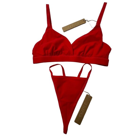 SKIMS Fits Everybody Crossover Bralette + T-String Thong Ruby XXS - Picture 1 of 13